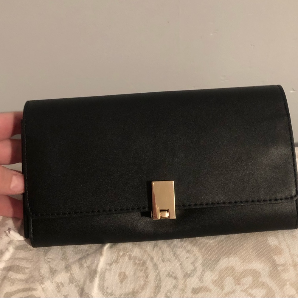 Nine West wallet